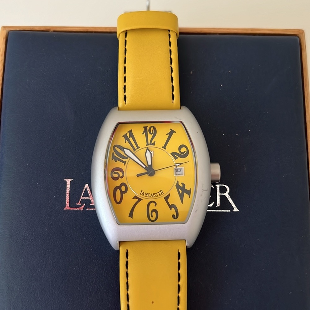 Lancaster yellow vintage watch Y2K - Picture 6 of 6
